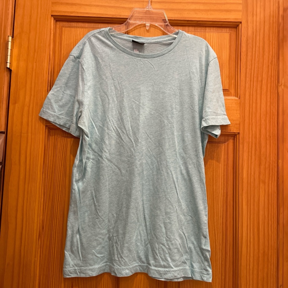 Men’s medium Light blue H&M basic t-shirt #casualwear